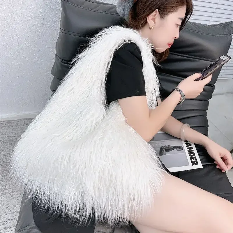 Casual Soft Faux Fur Women\'s Crossbody Bags Large Capacity Ladies Furry Shoulder Bag Candy Color Female Plush Tote Handbags