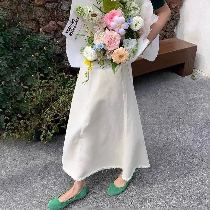 أنيقة عالية الخصر ألف خط طويل المرأة الخريف خمر حافة الخام الدنيم التنانير الكورية عادية كل مباراة فضفاض الأبيض تنورة سيدة #1