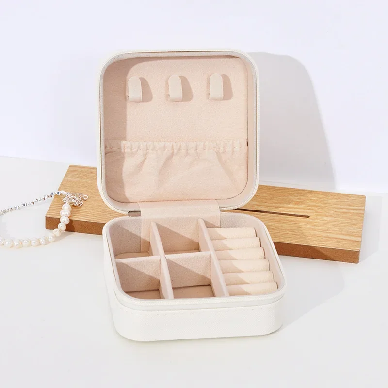 1 Pc Portable Travel Mini Jewelry Box Leather Jewelry Ring Necklace Organizer Case Storage Gift Box Girls Women