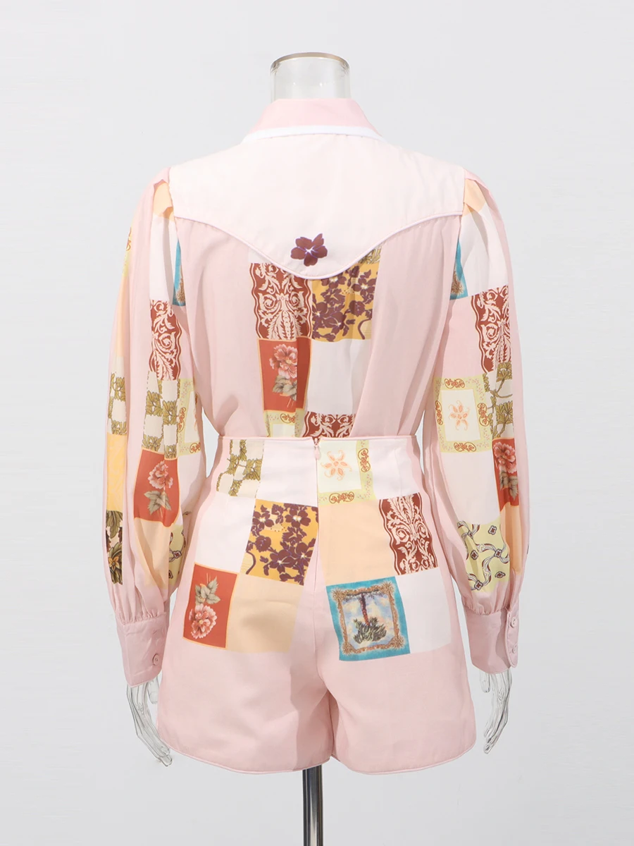 TWOTWINSTYLE, conjuntos de dos piezas con estampado de colores para mujer, solapa, manga larga, retazos, Top de una botonadura, pantalones cortos, conjunto femenino nuevo
