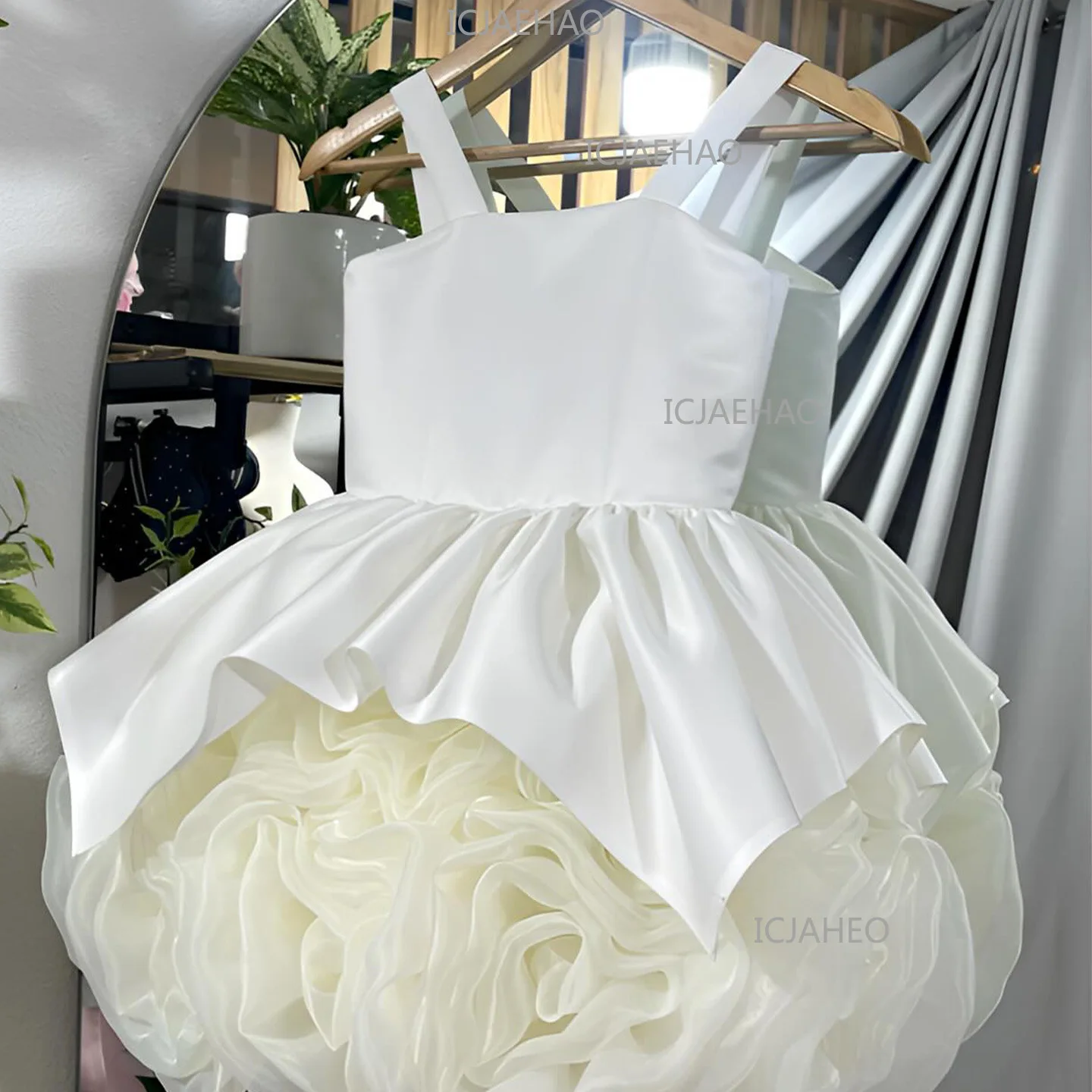 Kids Formal Dress Princess Dress Spaghetti StrapOne-Year-Old Party Gown 2026 New Arrival Birthday Baby White Tulle Skirt Cute