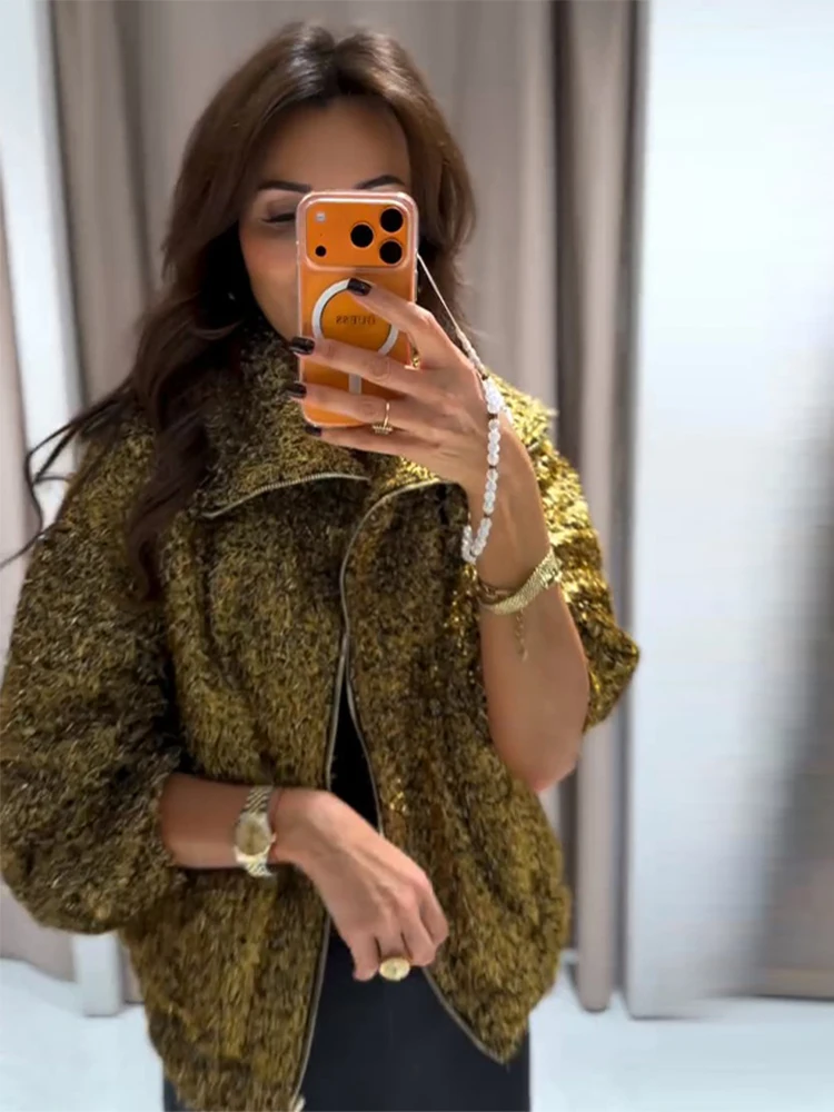 سترة نسائية ذات ياقة من الفرو الصناعي قابلة للفك معاطف نسائية ضيقة مزدوجة الصدر موضة شتاء 2025 ملابس خارجية أنيقة جديدة للسيدات في الشارع #3