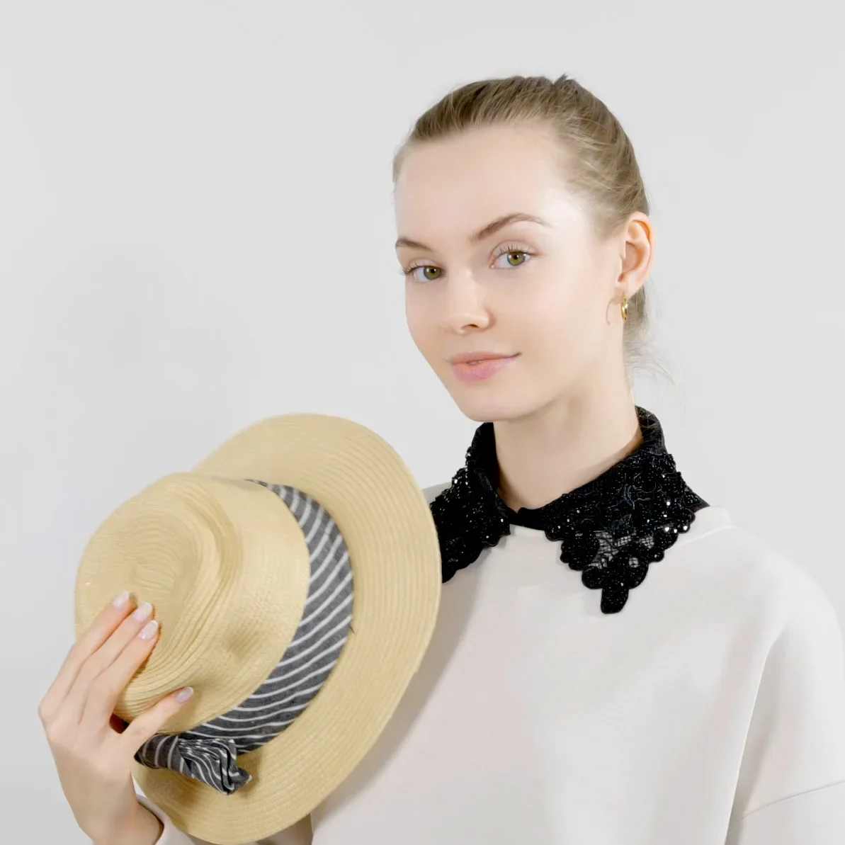 Women s Lace Rhinestone Fake Collar Versatile Detachable Shirt Collar for Sweater Autumn Winter Neck Accessory