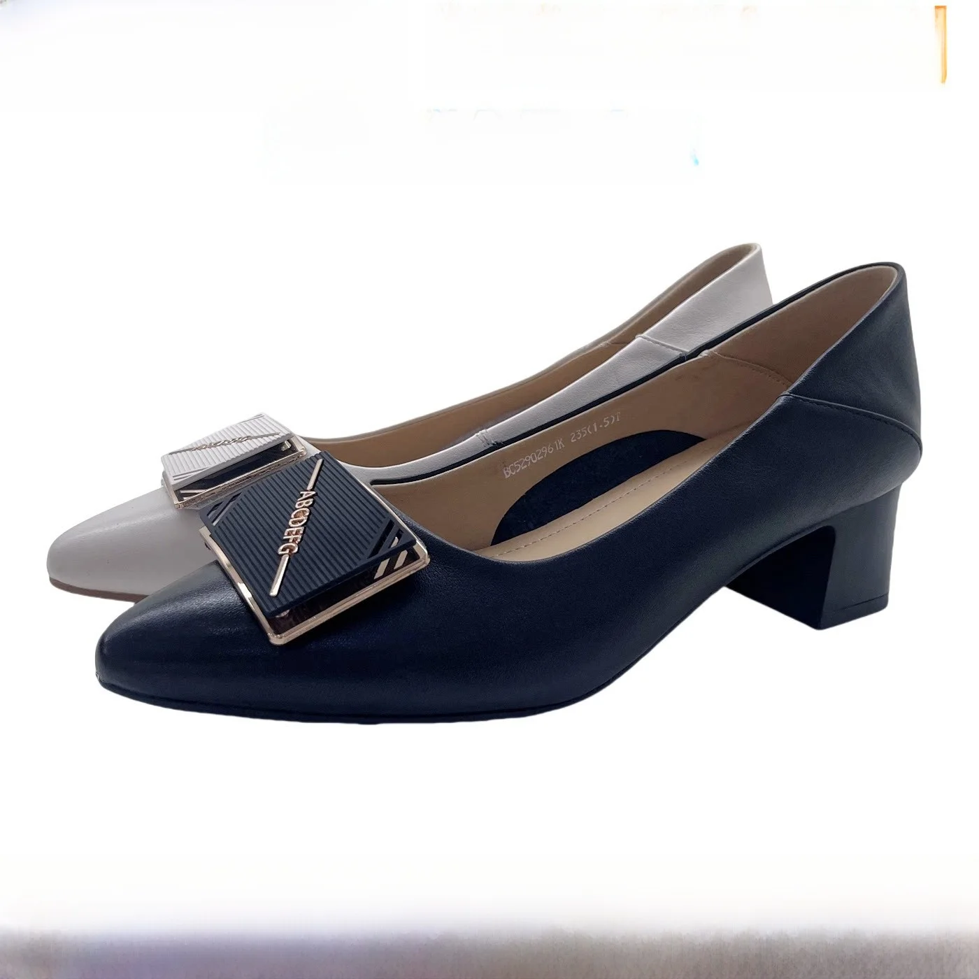 

Красные женские туфли из воловьей кожи Red Dragoy с острым носком на тонком каблуке, для повседневной носки, большие размеры, 4 BC5290296K, модные, однотонные.