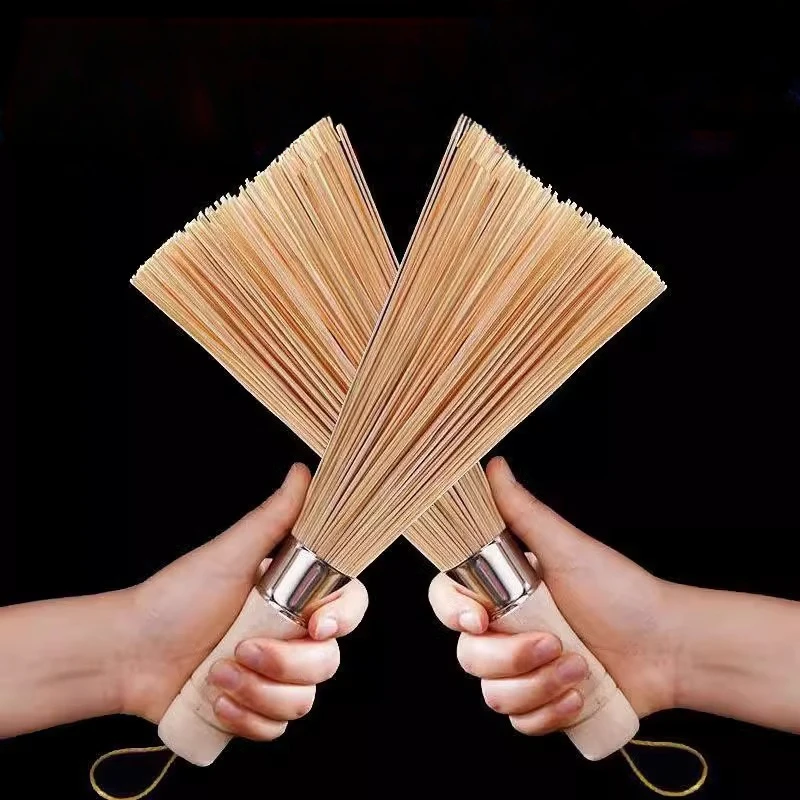Old-Fashioned Bamboo Pot Brush with Solid Wood Handle, Kitchen Household Brush for Cleaning Pots and Pans.