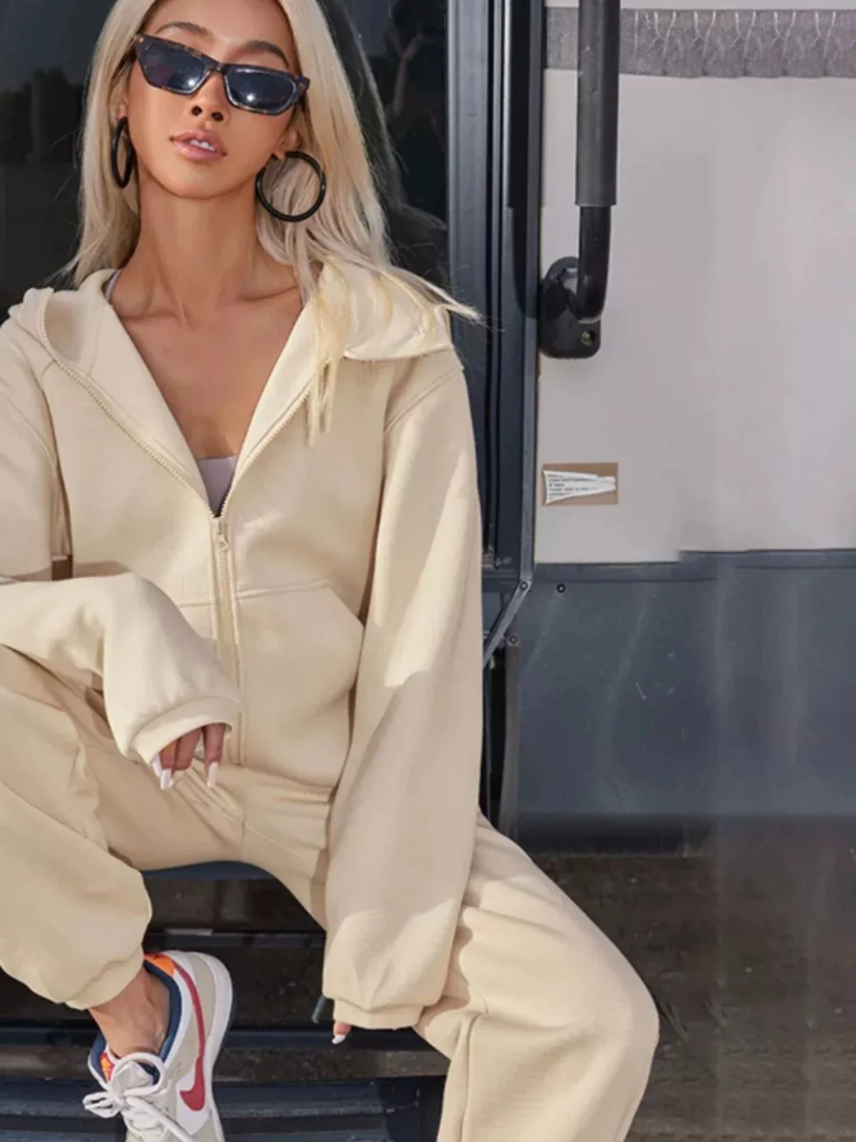 

Women's Hooded Sweatirt Leggings Set Long Sve Zipper Pants Casual Sportswear Two-Piece Set Polyester Material