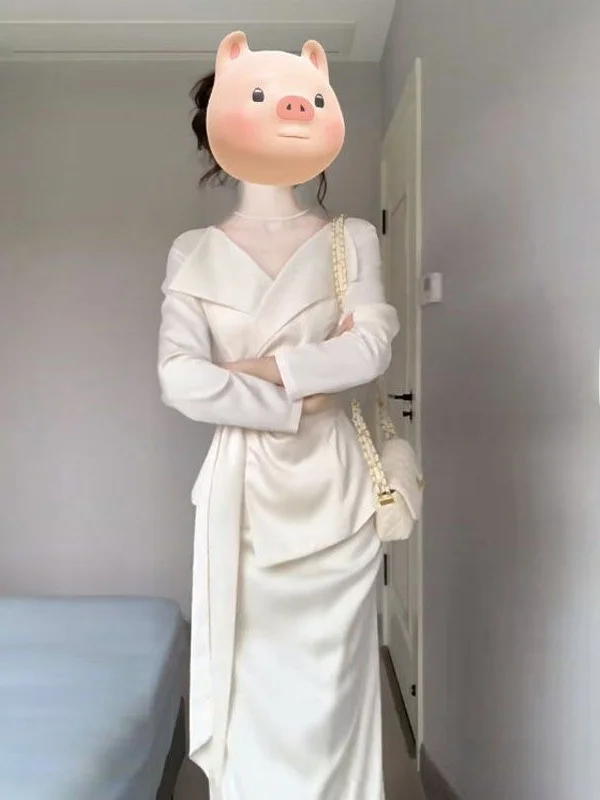 

Elegant Korean Style Long Sleeve V-Neck Shirt And Skirt Set Fashionable Two-Piece Outfit for Young Women Spring 2025