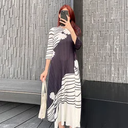 Miyake Pleated Dress Women's 2024 Spring New Striped Print Round Neck Three-quarter Sleeves Loose and Elegant Mid-length Skirt