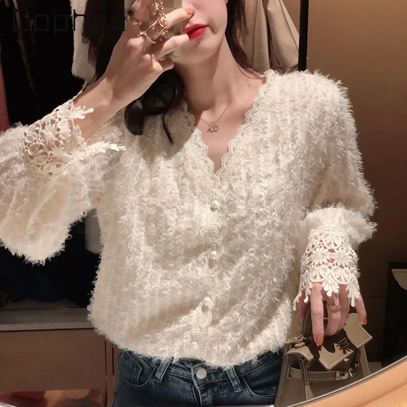 

2024 Spring Women Lace Patchwork Blouse Women's Long Sleeve V Neck Single-breasted Feather Tops Shirts White Fashion