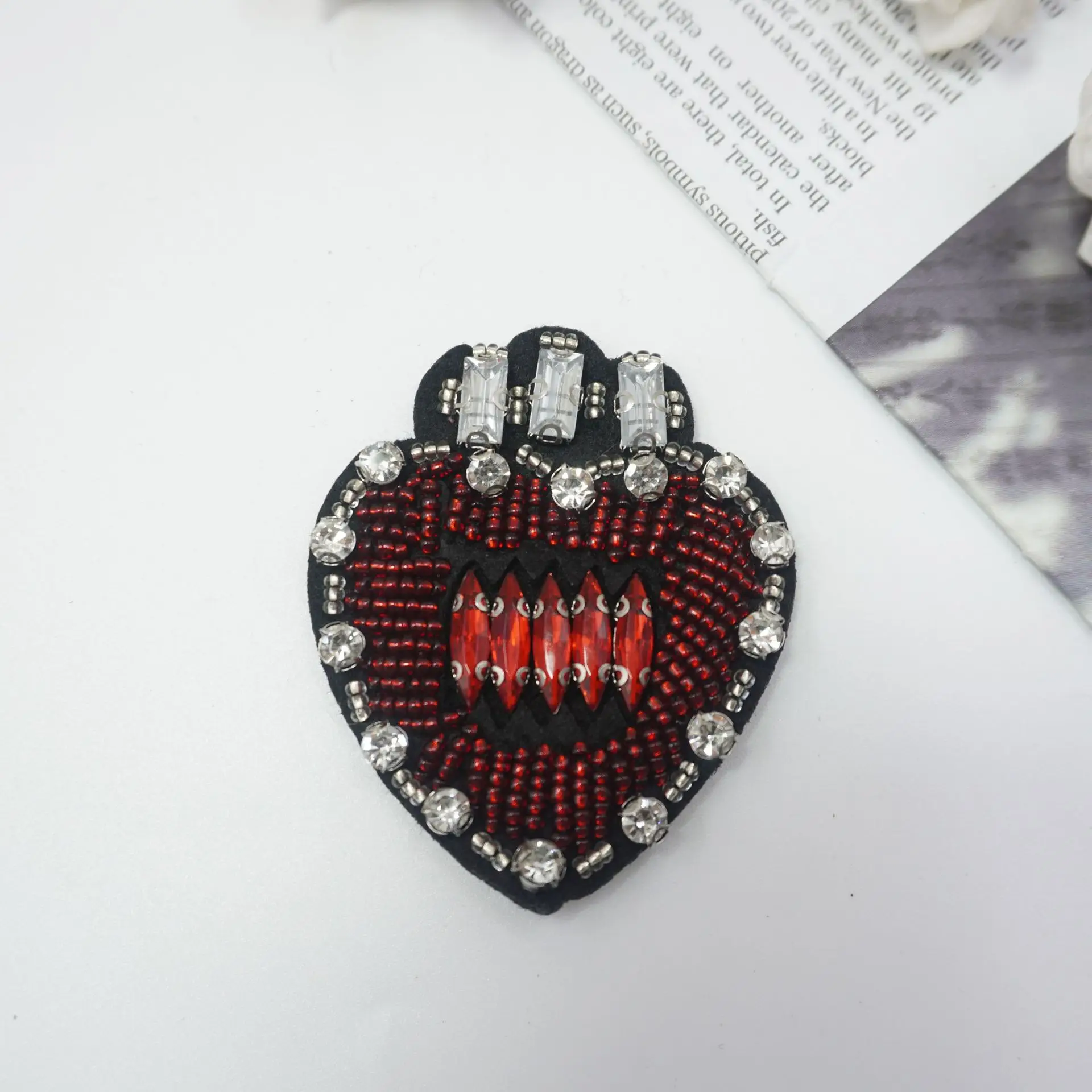 High-End Handmade Love Nail Beads DIY Accessories for Clothing And Bags Exquisite LOGE Decoration