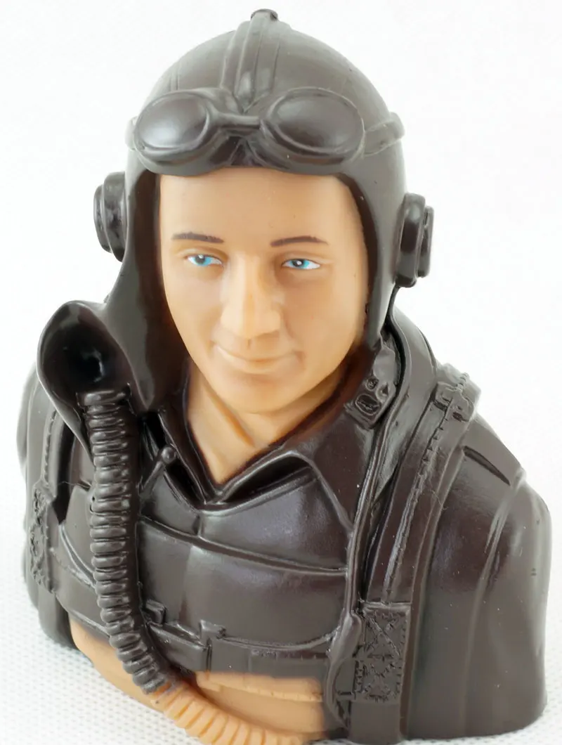 

AEORC Simulation Pilot Head for RC Aircraft Sculpture Realistic Figure for Model Plane Accessories