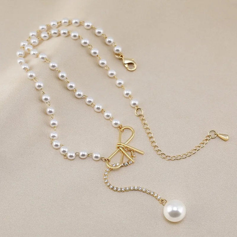 

Brand-new bow necklace, cold yet fashionable feminine style and trendy collarbone chain