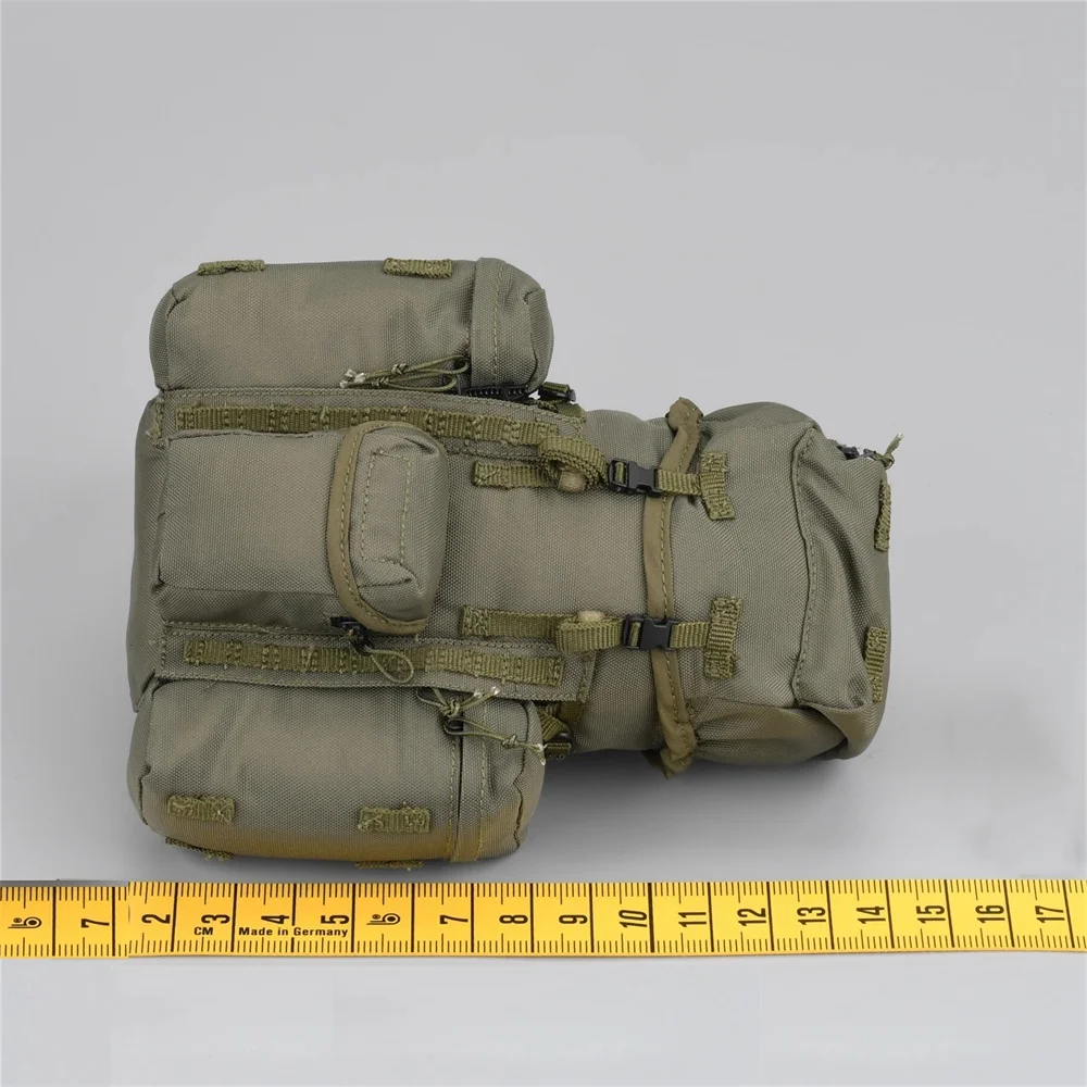 DAMTOYS DAM 78099 The British Soldier Doll Mission Unit Toys Model Large Backpack Bag Throw Model Accessories For 12