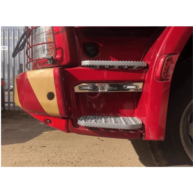 Pedale in metallo per camion RC con luce per 1/14 Tamiya SCANIA 770S 6X4 56368 8X4 56371 Accessori di aggiornamento per auto