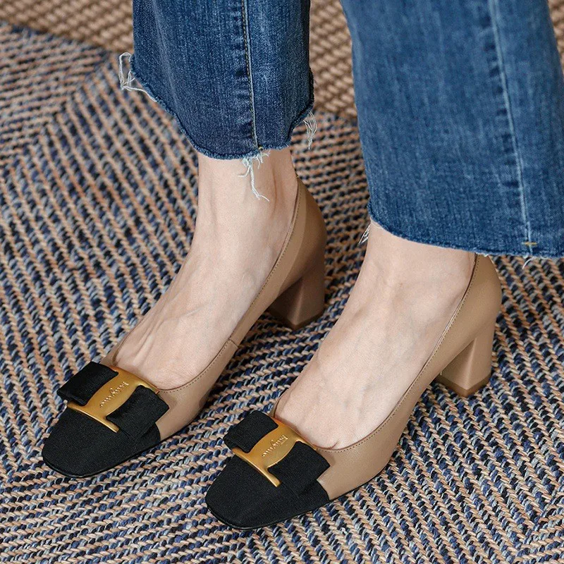 2024 New Temperament Elegant Fashion High-heeled Shoes Women's Shoes Spring Bow Mid-heel Leather All-match Thick-heeled Shoes