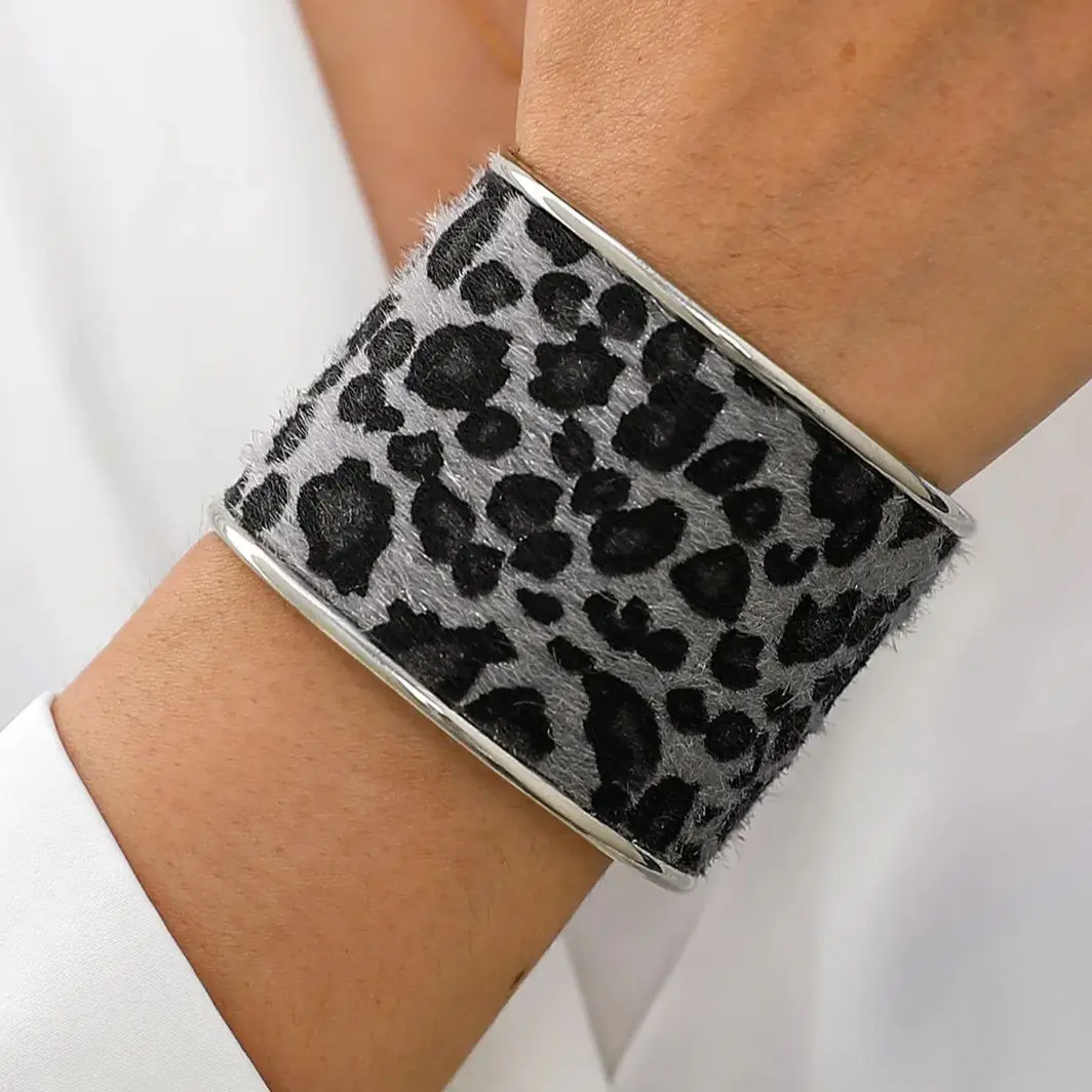DIEZI Exaggerated European Leopard Cuff Bangles Vintage Hip Hop Men Multicolor Geometric Wide Bracelet Bangles For Women Jewelry