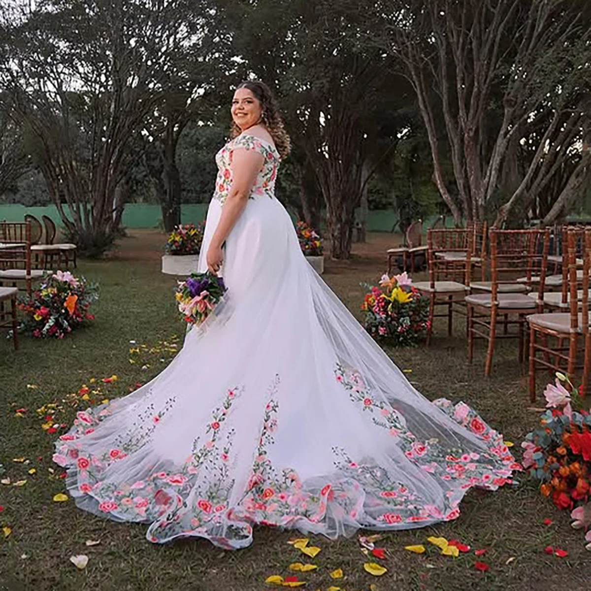 Off Shoulder Oversized Embroidery Tulle Wedding Gowns A Line Plus Size Customized Floral Train Blossom Garden Long Bridal Dress