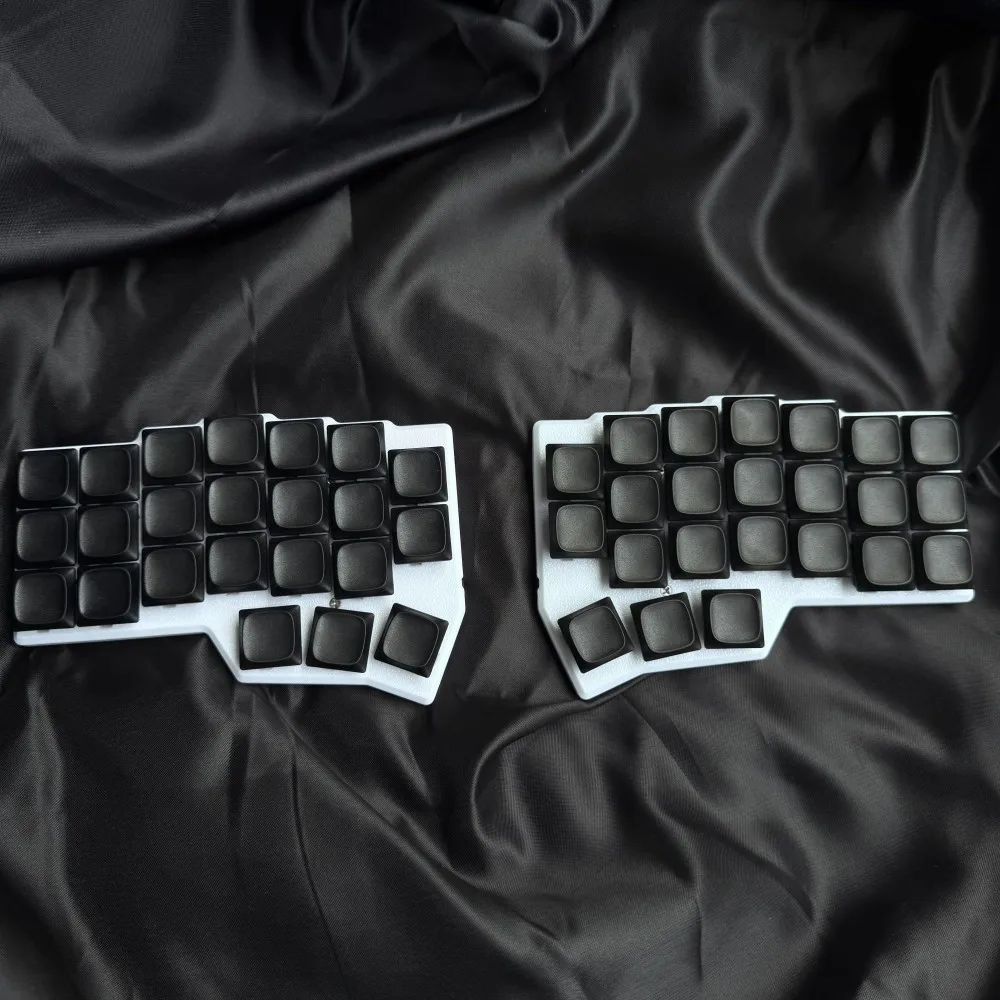 Corne V4.1 Choc Клавиатура 3x6 Низкопрофильная раскладывающаяся клавиатура с возможностью горячей замены Пользовательский комплект проводной звуковой клавиатуры RGB Флакон Эргономичный Teclado Gamer