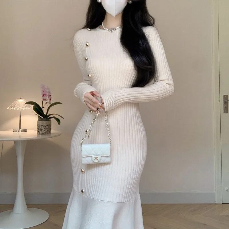 2023 Women's Autumn and Winter Pullover Round Neck Spliced Button Screw Long Sleeved Thread Knitted Slim Fit Solid Color Dress