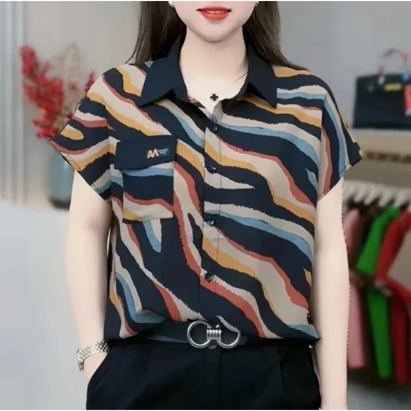 

2024 Summer Style Printed Zebra Pattern Women's Polo Neck Pocket Fashion Short Sleeve Loose Single Row Multi Button Shirt Tops