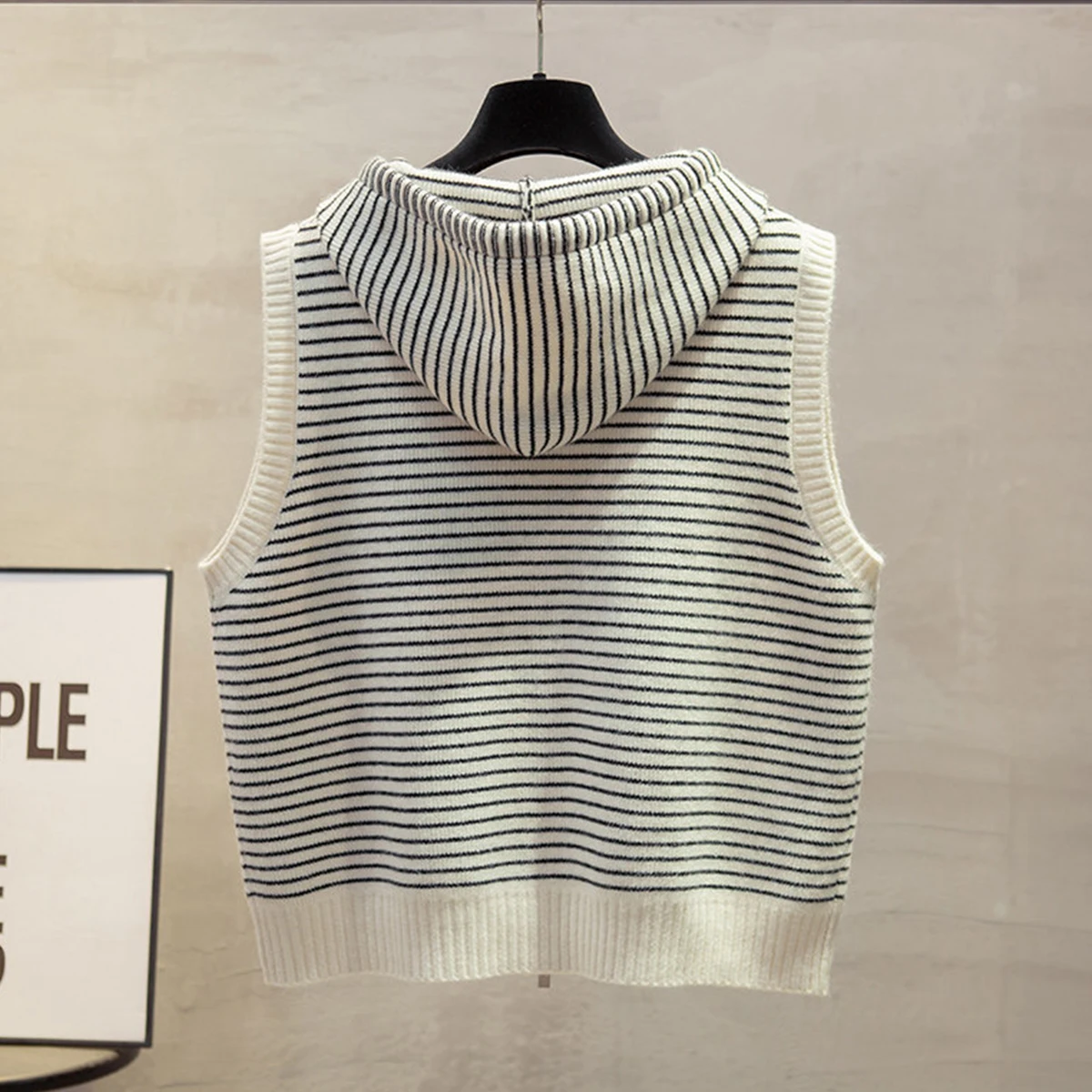 Hooded Stripe Knitted Vest Autumn Korean Style Zipper Sleeveless Loose Coats Casual Lazy Style Streetwear Sweater Waistcoat