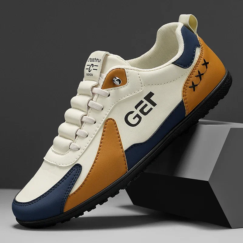Sepatu Pria Merek Sepatu Jalan Falt Nyaman Luar Ruangan Sepatu Pria Baru Sepatu Pelajar Pelatih Ringan Fashion 2025
