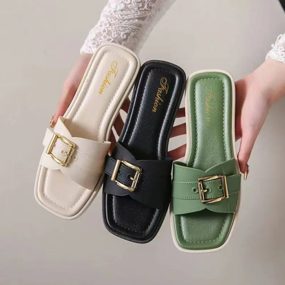 Flat Slippers Summer Platform Sandals Sandals Women Popular New Round Toe Flat Bottom Beach Roman Sandals in The Summer of 2024