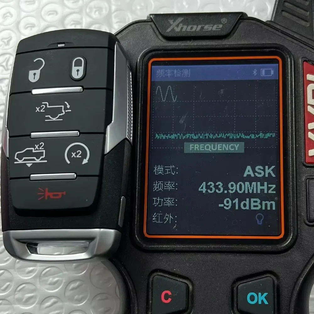 OHT-4882056 433MHz ASK PCF7939MA HITAG AES Smart Remote Car Key 4A Chip For Dodge Ram 1500 Pickup 2019 2020 2021