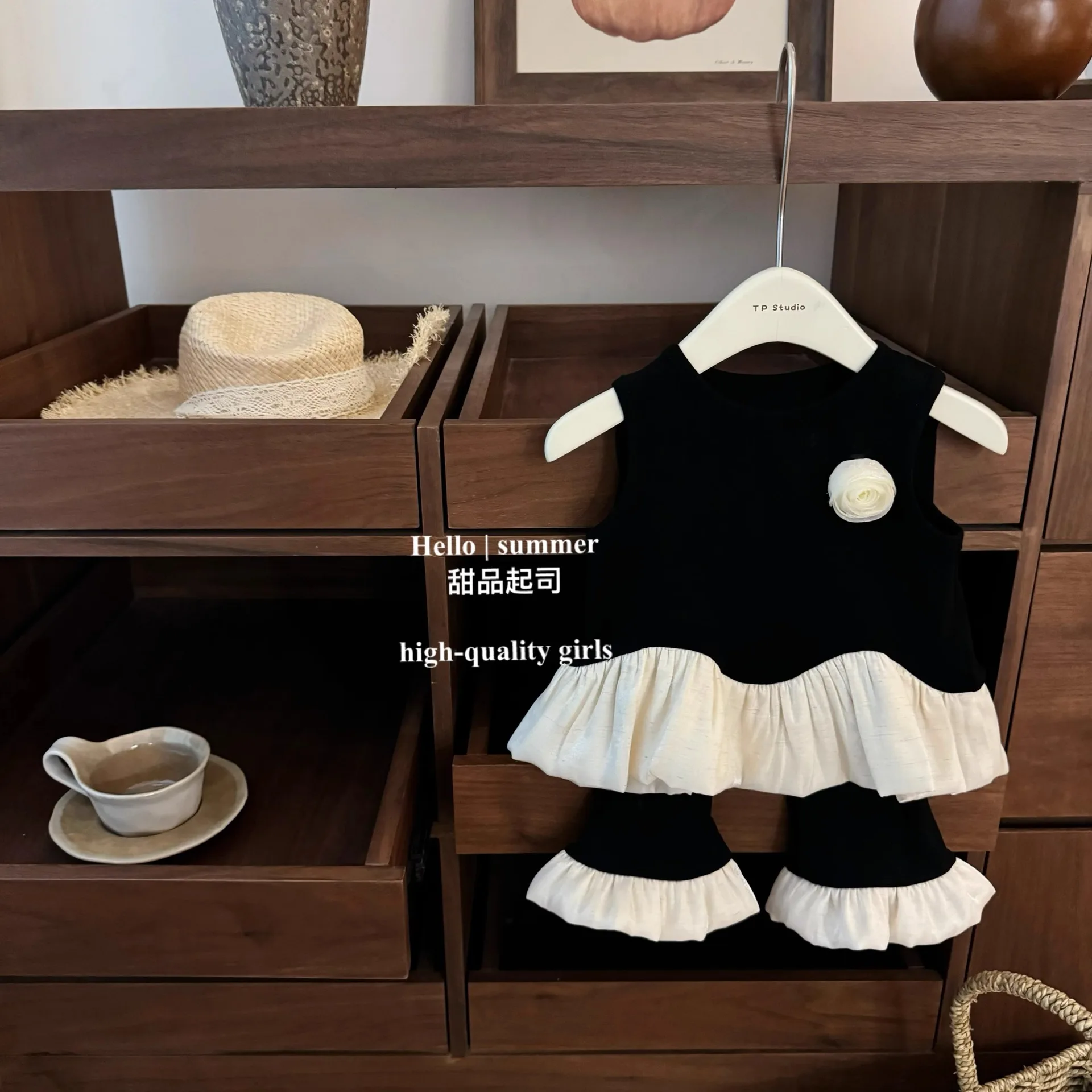 2025 Korean Version of Baby Girl Ballet Princess Foreign Style Vest Top Fashionable Micro-pull Pants Set
