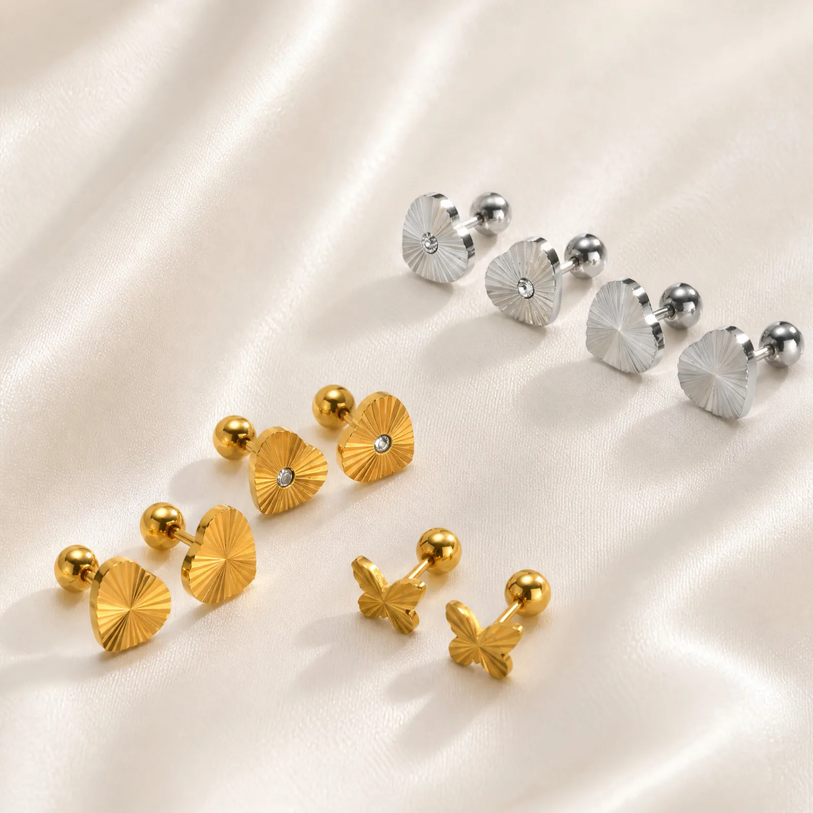 Classic Textured Heart Zircon Stud Earrings for Women Minimalist 18K Gold Plated Stainless Steel Ear Jewelry