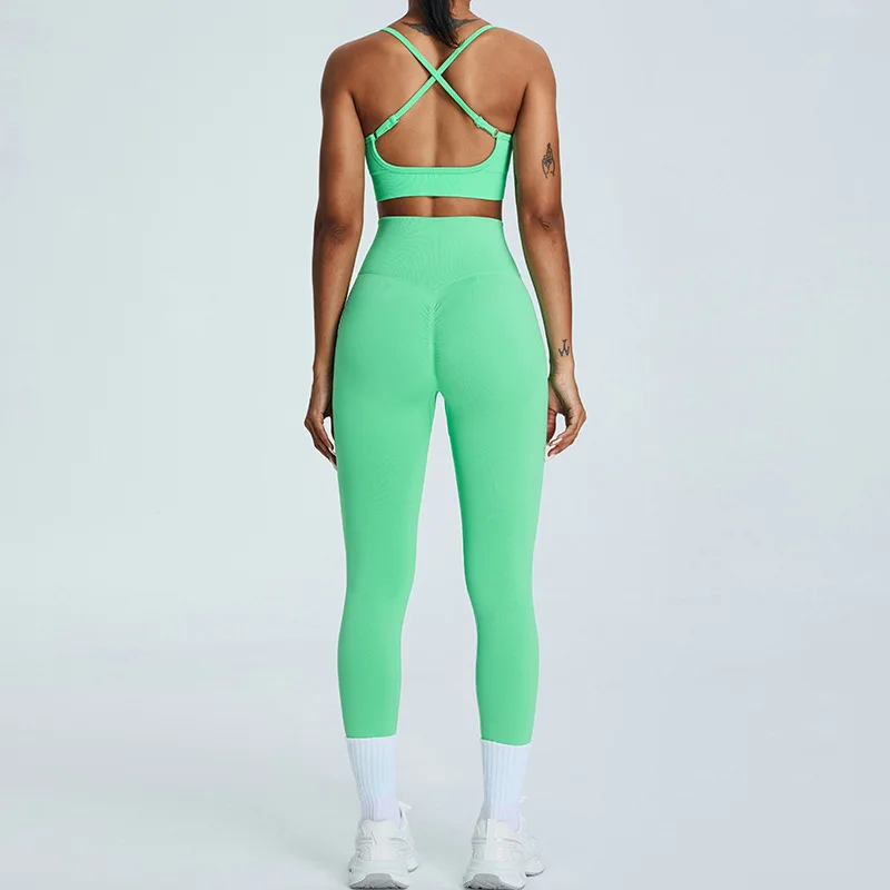 Women's Tracksuit Seamless Fitness Suit 2PCS Yoga Set Sportswear Workout Sports Bra High Waist Leggings Gym Clothing Sports Suit