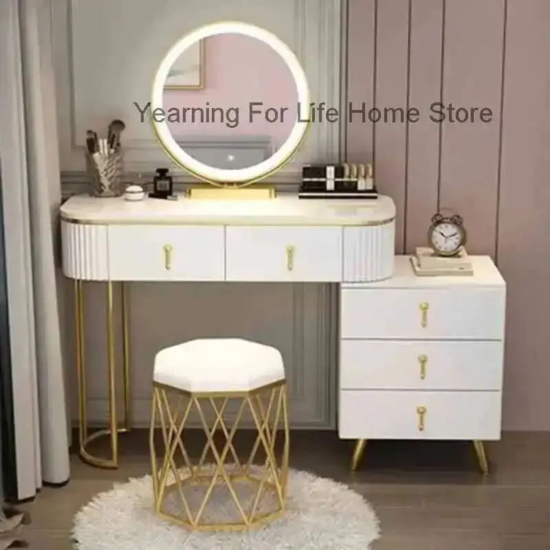 

Nordic Ornaments Vanity Mobile Gold Luxury Table Led Light Modern Vanity Table White Perfume Meuble De Rangement Decorations