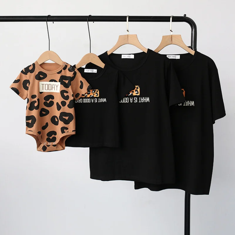 Cotton of Mom Daughter Dress Dad Son T-shirt Baby Romper for Family Matching Clothing Short-sleeve Adult Kids Print Tops Outfits