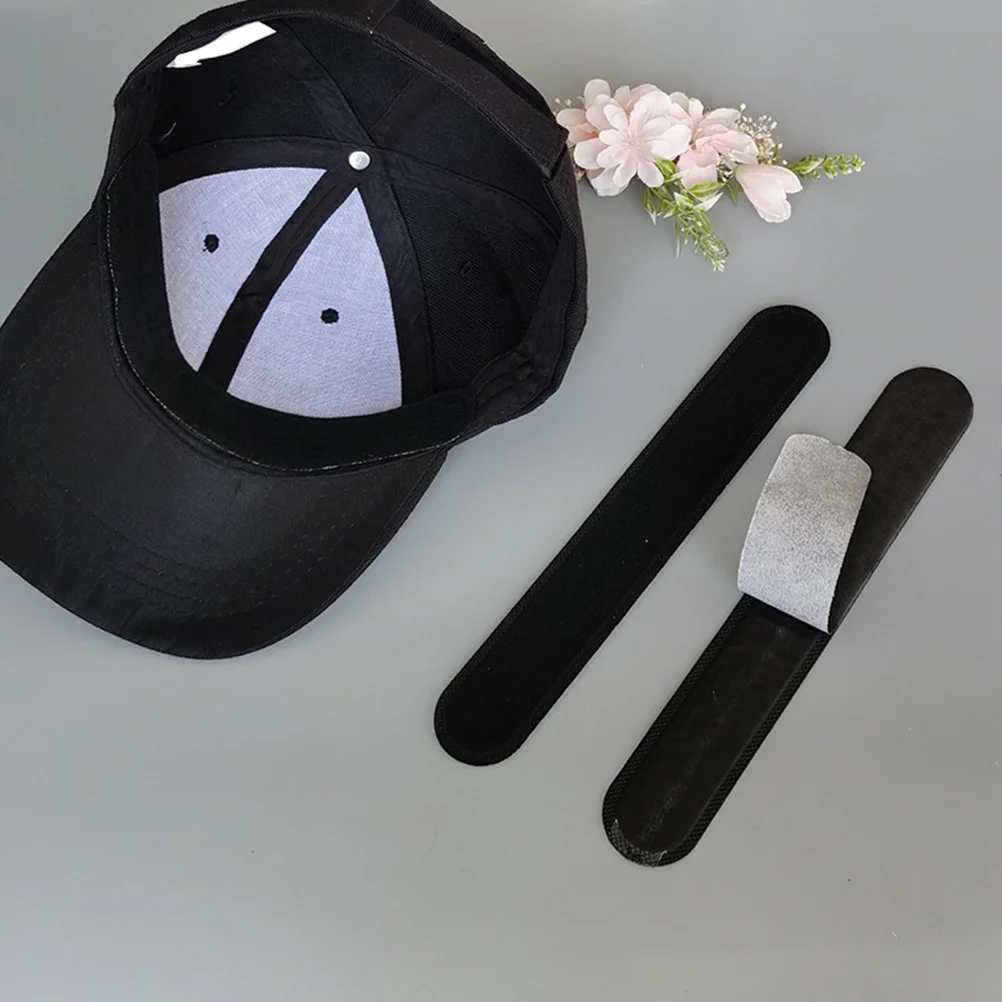 20 pezzi di cuscinetti per il sudore non tessuto adesivo ad asciugatura rapida fodera per cappello per berretto da baseball sport all'aria aperta cuscino per assorbimento del sudore cappello
