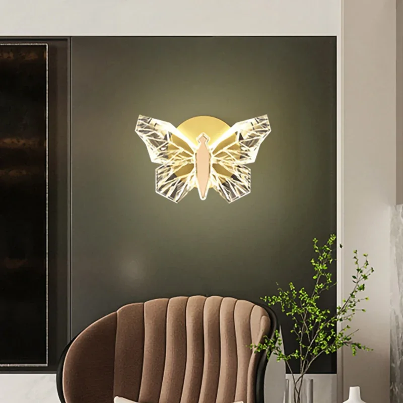 Applique Murale LED Papillon en Verre au Design Nordique Moderne, Luminaire Décoratif d'Nik, Idéal pour un Salon ou une Chambre à Coucher