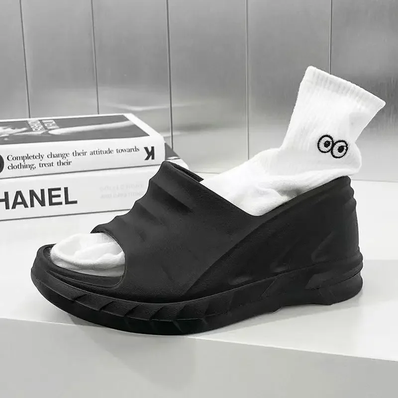 

Женские модные летние шлепанцы на массивной танкетке 8 см, темпераментная повседневная обувь, водонепроницаемые тапочки, сексуальные женские трендовые сандалии