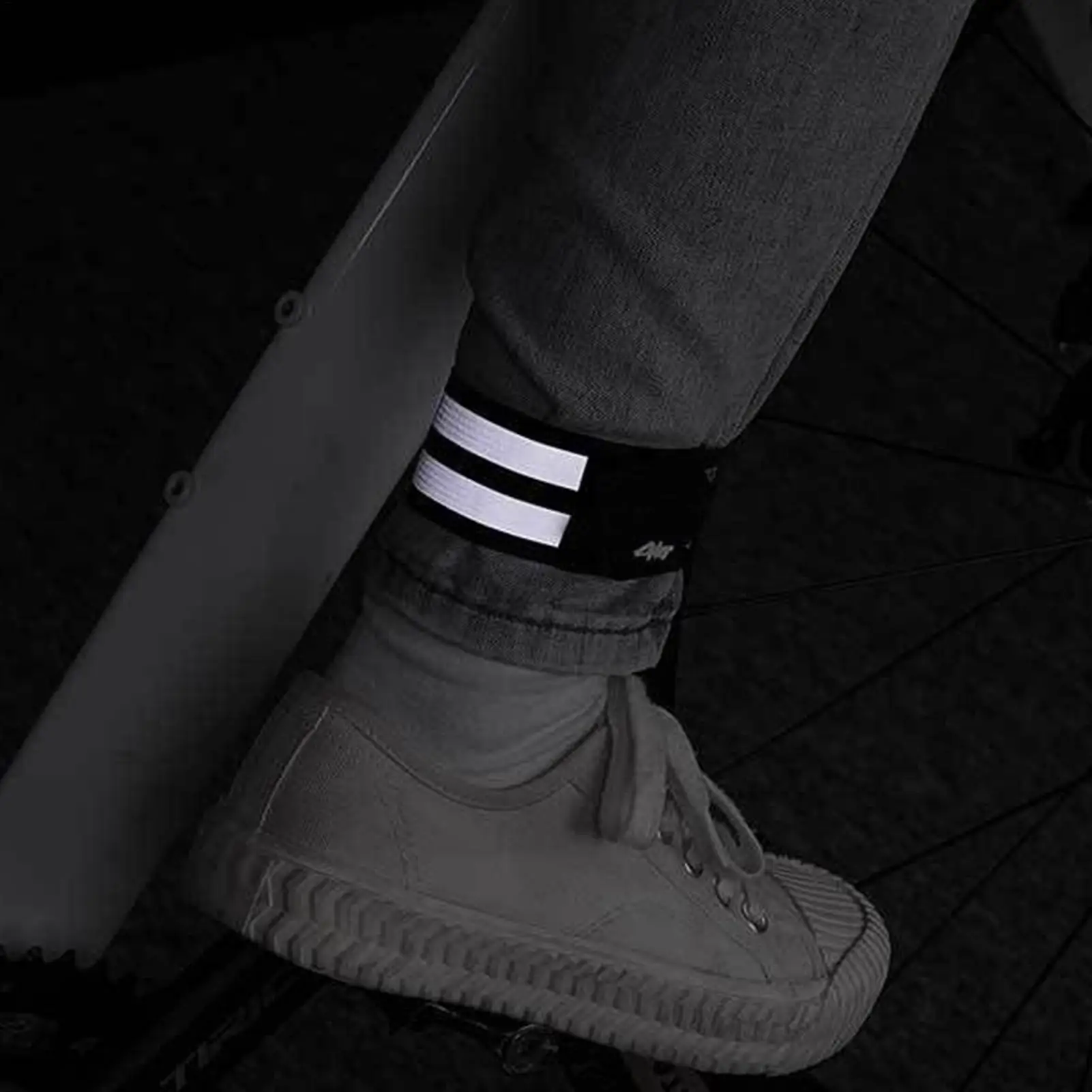 Elastic Cycling Pant Leg Band, Skin-Friendly Ankle Safety Strap for Running Walking Urban Road & Mountain Biking