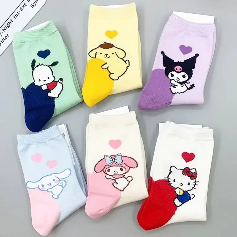 Kaus kaki anak-anak Sanrio Hello Kitty 6 pasang kaus kaki wanita kartun musim dingin Kuromi Melody stoking hangat katun untuk anak perempuan