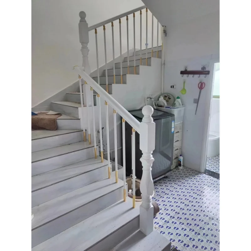 custom.OEM Customized Easy Install Solid Wood Handrail Railing Cost-effective Exterior Outdoor Wooden Stair Railing
