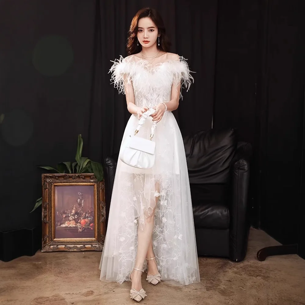 

Вечернее платье с французскими белыми перьями, летние платья с открытыми плечами, нерегулярные платья для выпускного вечера, легкие роскошные женские платья для свадебной вечеринки