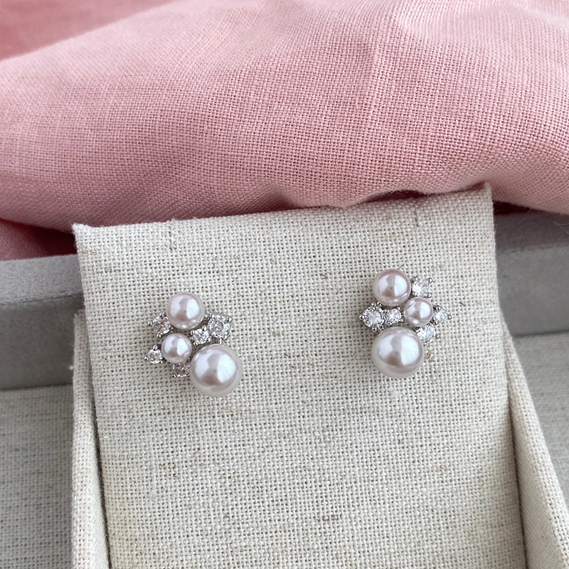 Elegante Rosé-Lila Imitationsperlen Mikro-Pavé Zirkonia Ohrstecker für Damen Mini-Accessoire Junge Luxus-Modeschmuck – Detail 9