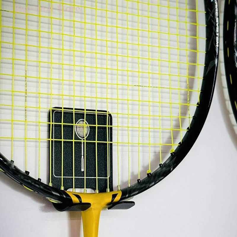 【M】Radquete de tênis universal montado na parede rack de exibição vertical gancho de parede de aço inoxidável suporte de raquete de badminton