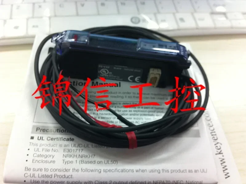 

KEYENCE FS-V32 100% new and original