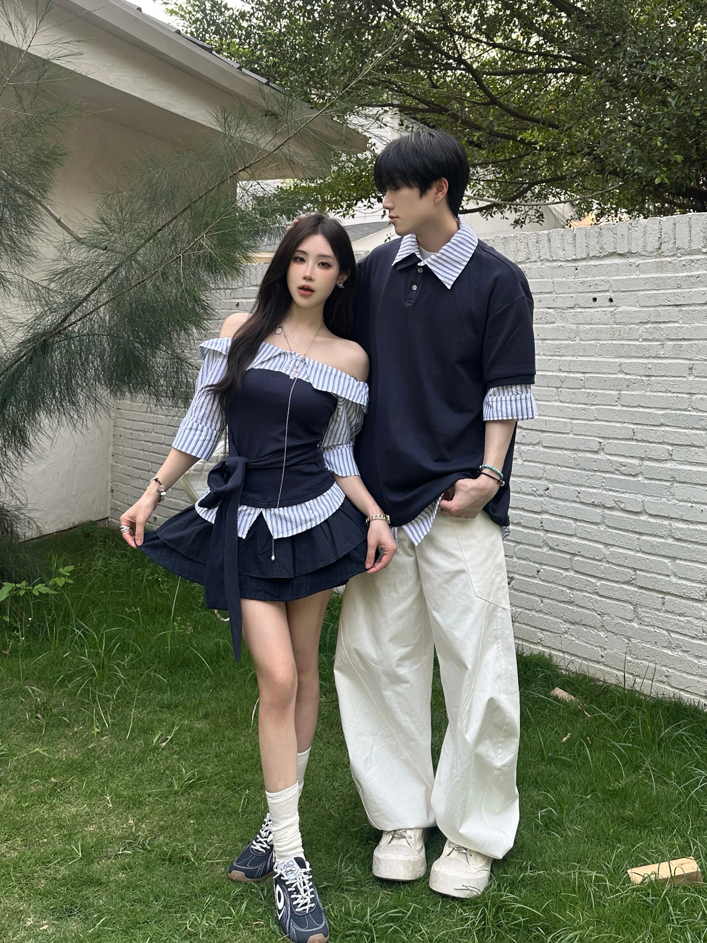 Couple's Summer Short Sleeve Turn-down Collar T-shirt Set with Belt Men's Casual Wear Breathable Cotton Blend Stripe Pattern