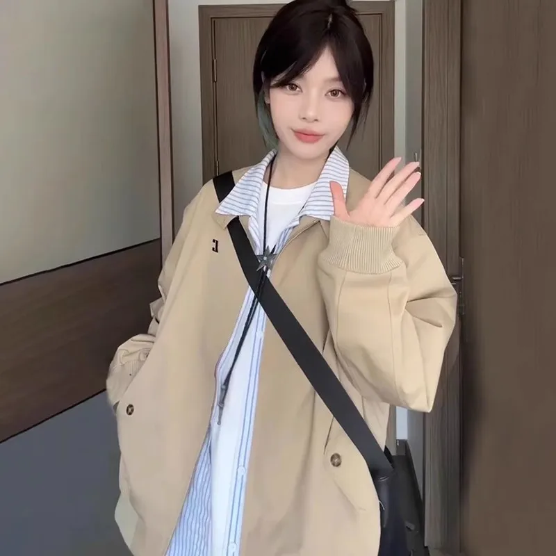 Retro Khaki Jacket Women's Spring Autumn Short Baseball Stitched Stand Collar Workwear Coat Loose Fit Long Sleeve Zipper Closure