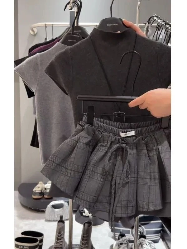 Korean Style Plaid A-Line  Skirt Women's Short Sleeve Top Slimming Two-Piece Set Small Stature Elegance Ensemble