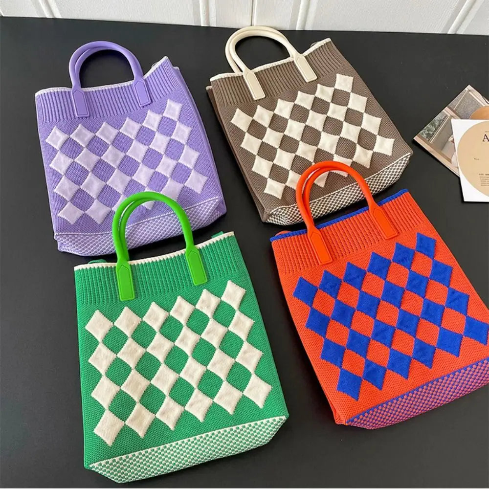 Borsa a mano in maglia con colori a contrasto borsa per telefono ad alta capacità con reticolo rombico fatta a mano borsa da polso con nodo in