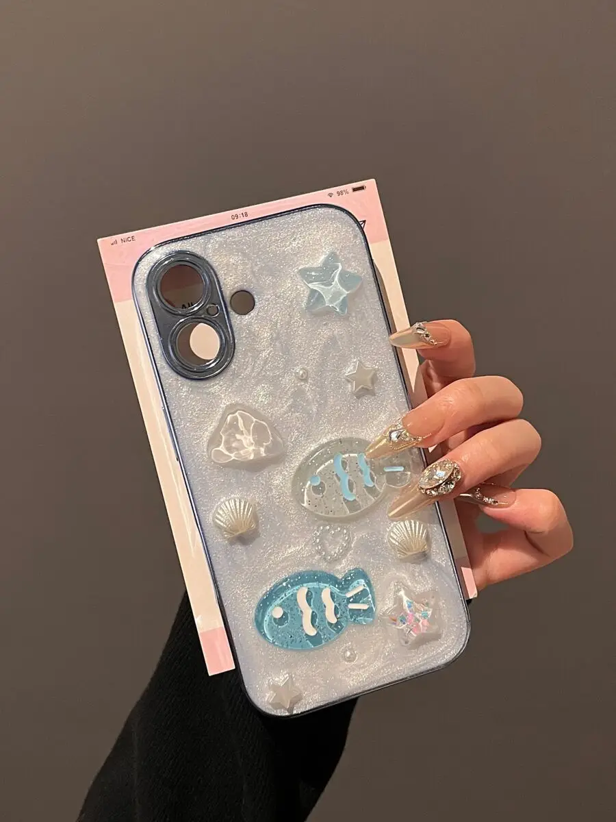 Lujosa funda de teléfono con patrón en relieve de cuero para iPhone, 15, 14, 13, 12 Pro Max, tendencia de moda, letra dorada caliente, cubierta de Color sólido