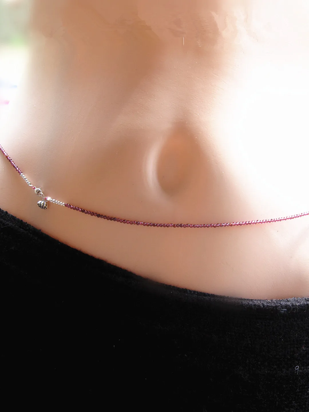 pure-silver-waist-chain-with-bloodstone-beads-red-string-women's-fashion-jewelry-thin-and-transparent-nutritious-and-blood-rich