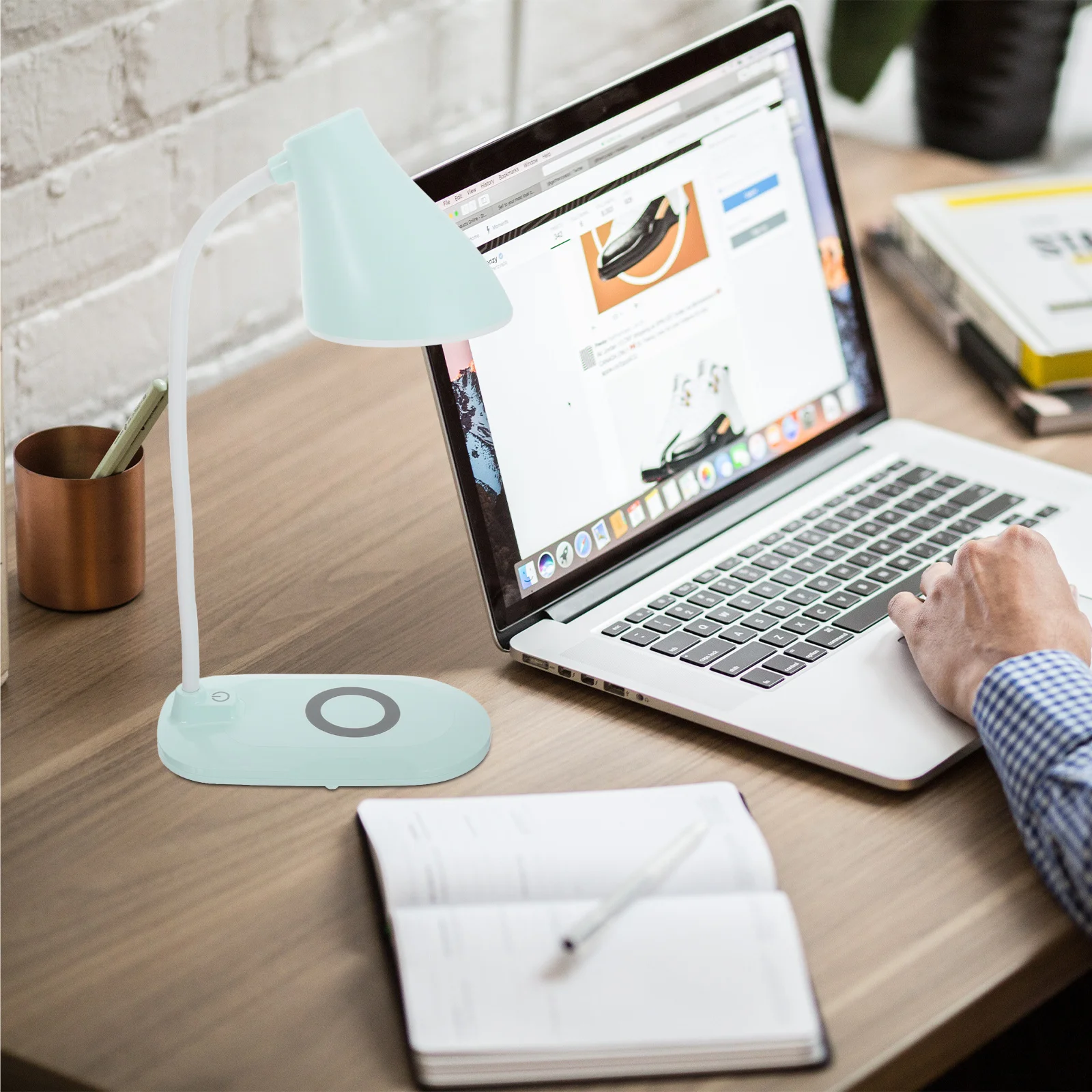 Wireless Charging Desk Lamp Lightweight Bedside Student Reading USB Eye Protection Desktop